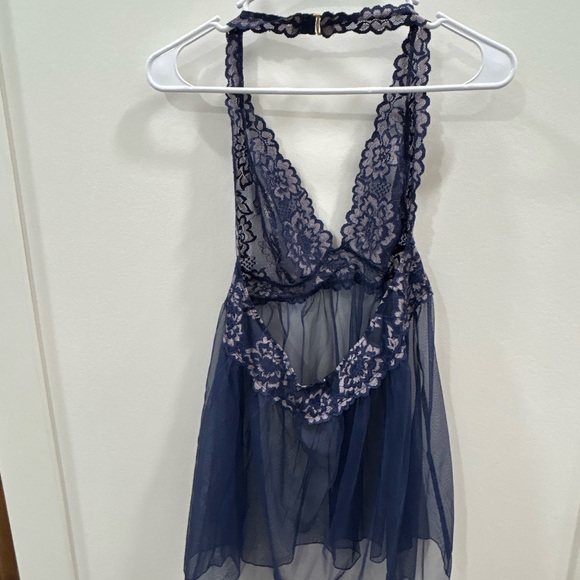 Victoria’s Secret Navy Lace Babydoll Lingerie L Sheer Mesh Halter - Picture 4 of 4